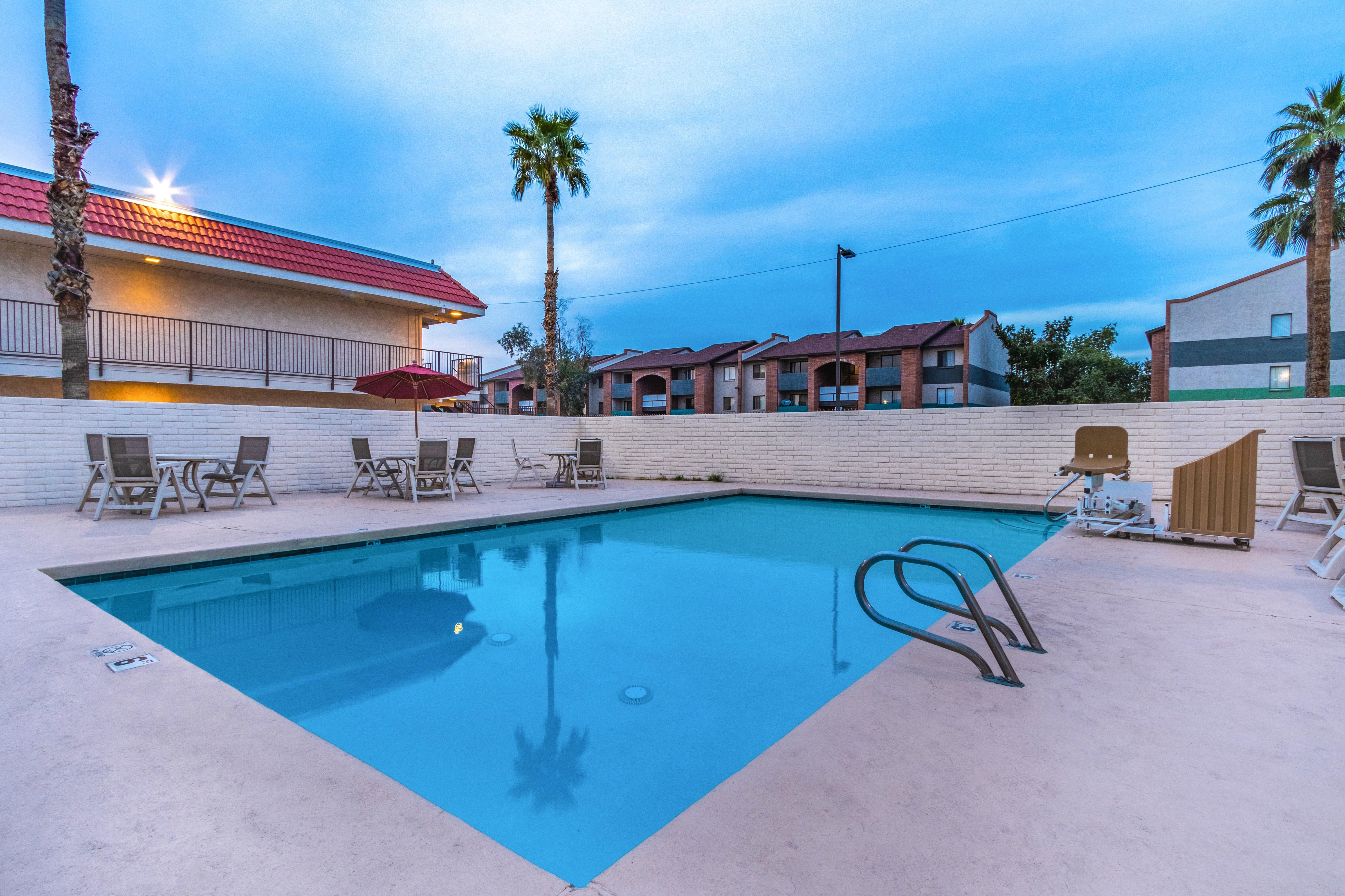 Red Roof Inn Phoenix- Midtown Zewnętrze zdjęcie