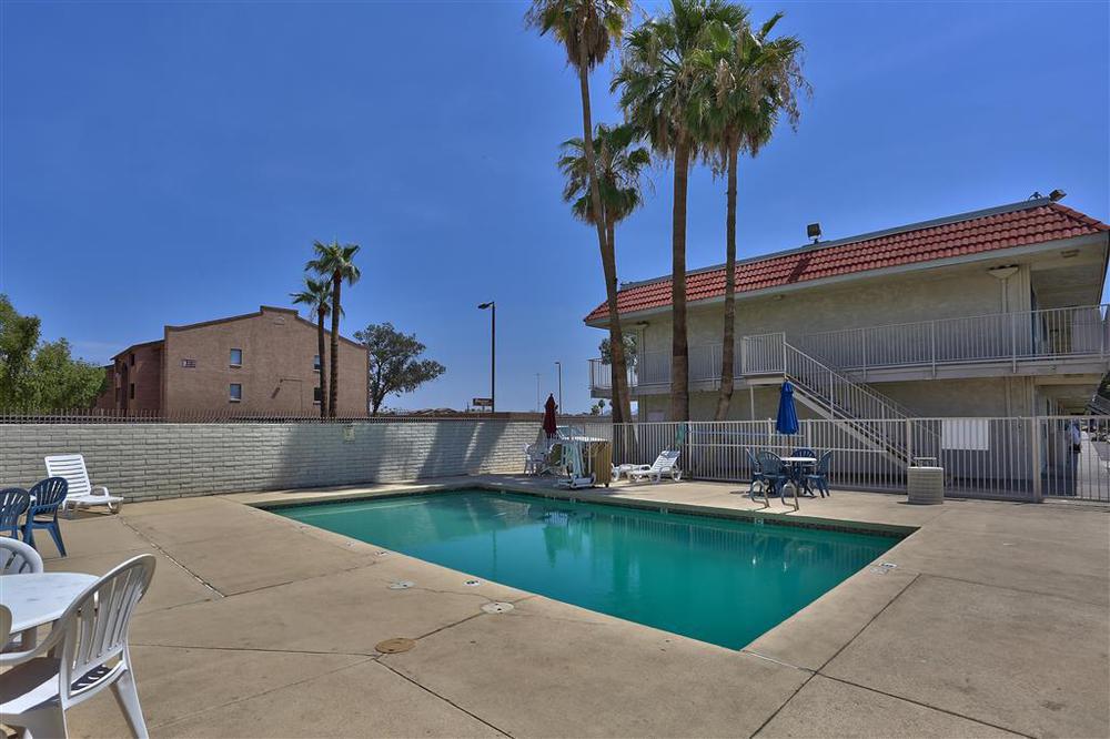 Red Roof Inn Phoenix- Midtown Udogodnienia zdjęcie