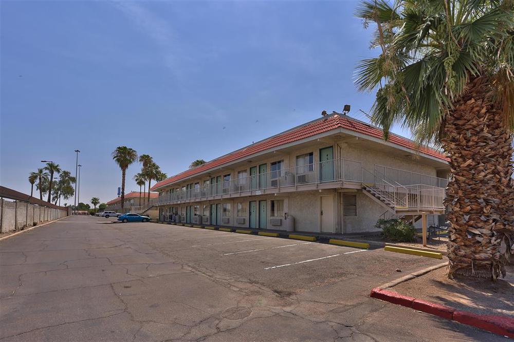 Red Roof Inn Phoenix- Midtown Zewnętrze zdjęcie