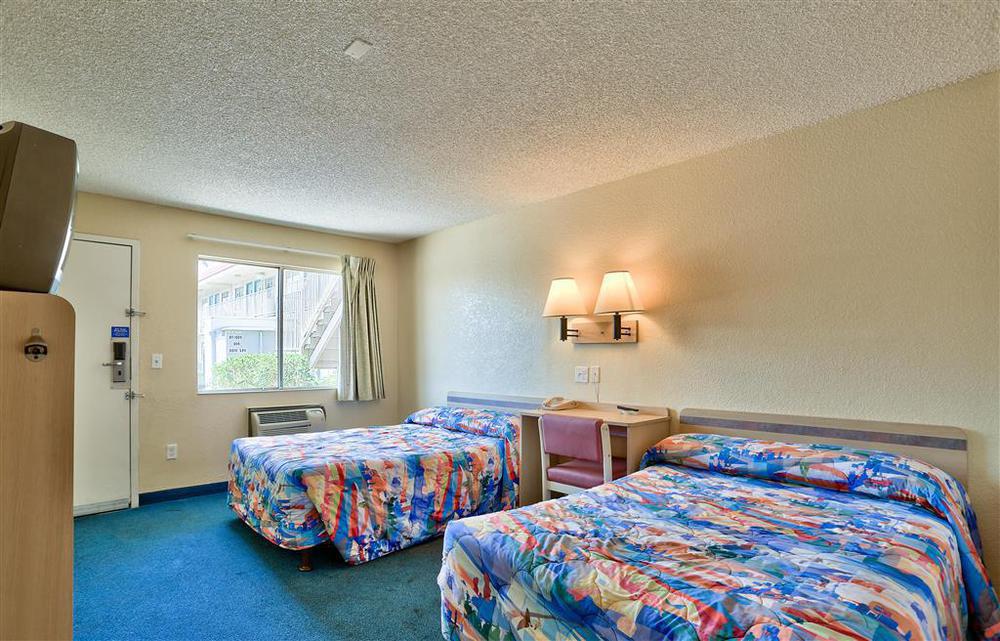 Red Roof Inn Phoenix- Midtown Pokój zdjęcie